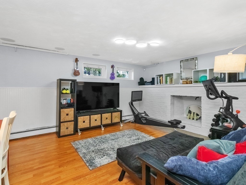 42 Virginia Road Waltham, MA 02453 - Photo 26 of 34