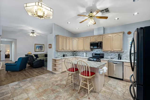 $400,000 | 81641 Ave 48, Unit 73, Indio, CA 92201