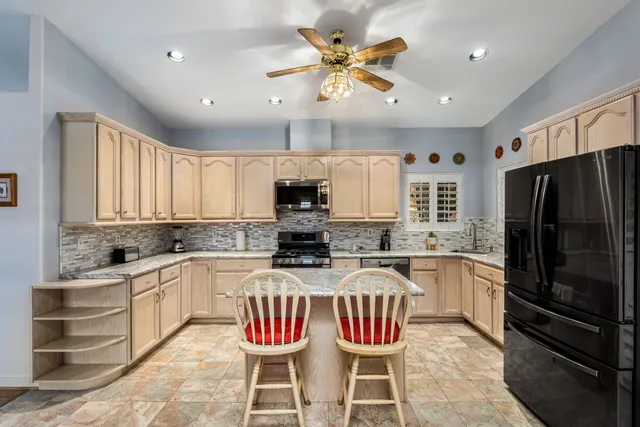 $400,000 | 81641 Ave 48, Unit 73, Indio, CA 92201