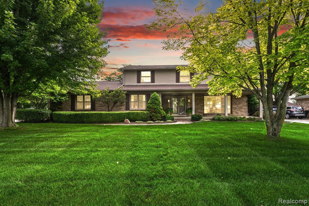 958 Langley Road Rochester Hills, MI 48309 - Photo 1 of 29