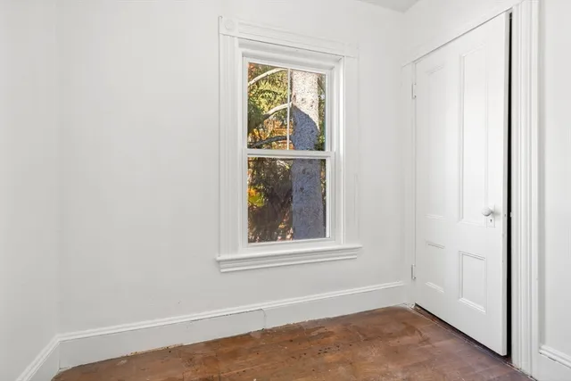 a view of an entryway of the house