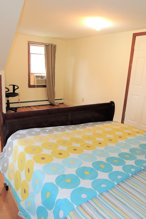 51 Lamont Street Springfield, MA 01119 - Photo 16 of 29 Gallery Image 16