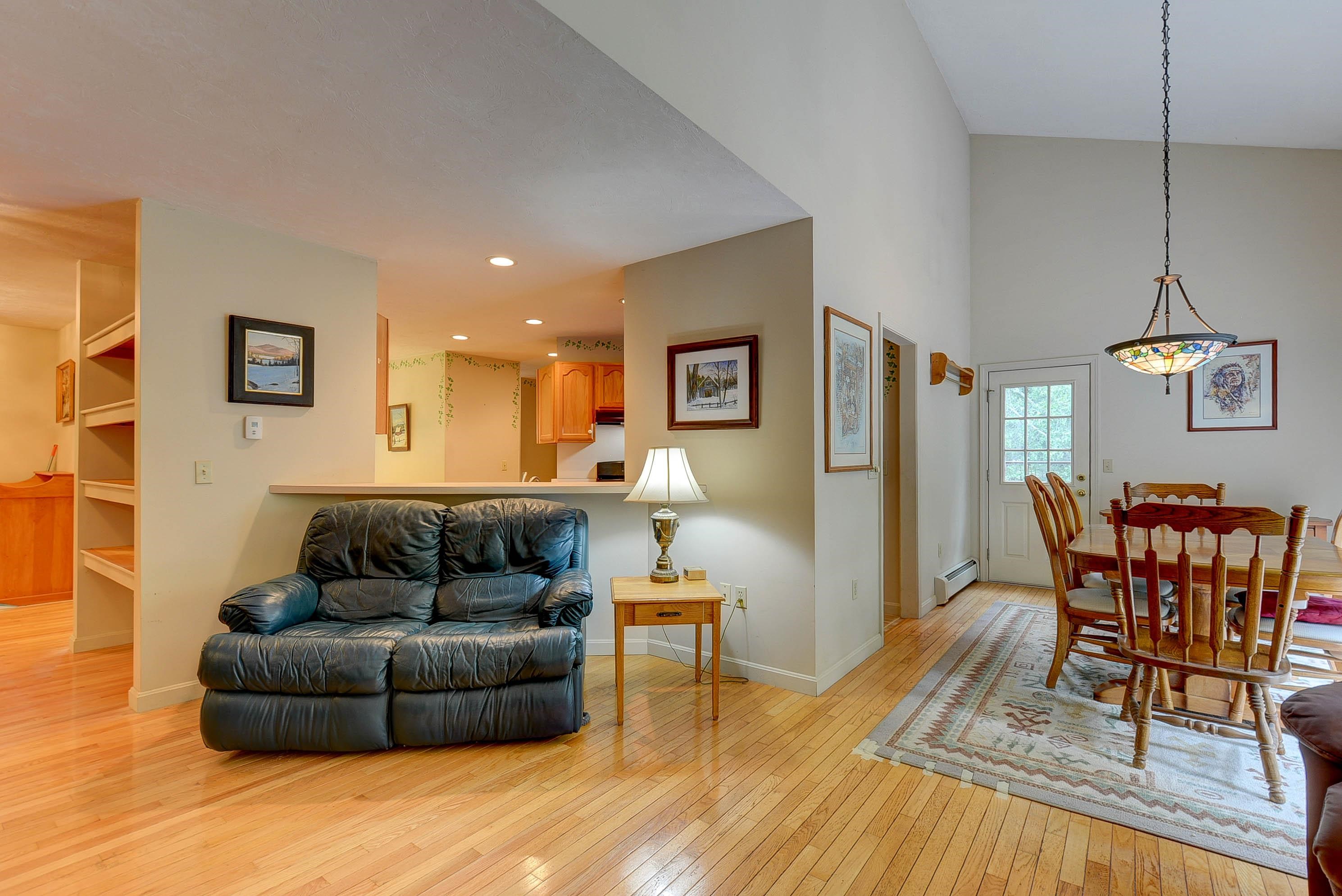 407 Dandiview Road Conway, NH 03860 - Photo 5 of 49