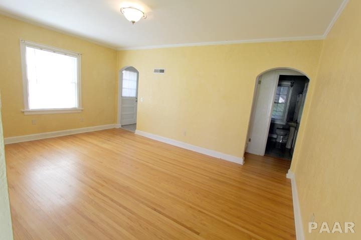 804 West Ridge Road Peoria, IL 61614 - Photo 3 of 16 Gallery Image 3