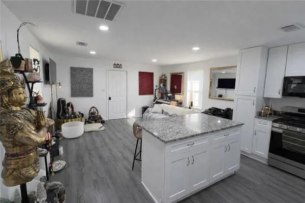 $1,800 | 1044 Allo Avenue, Marrero, LA 70072