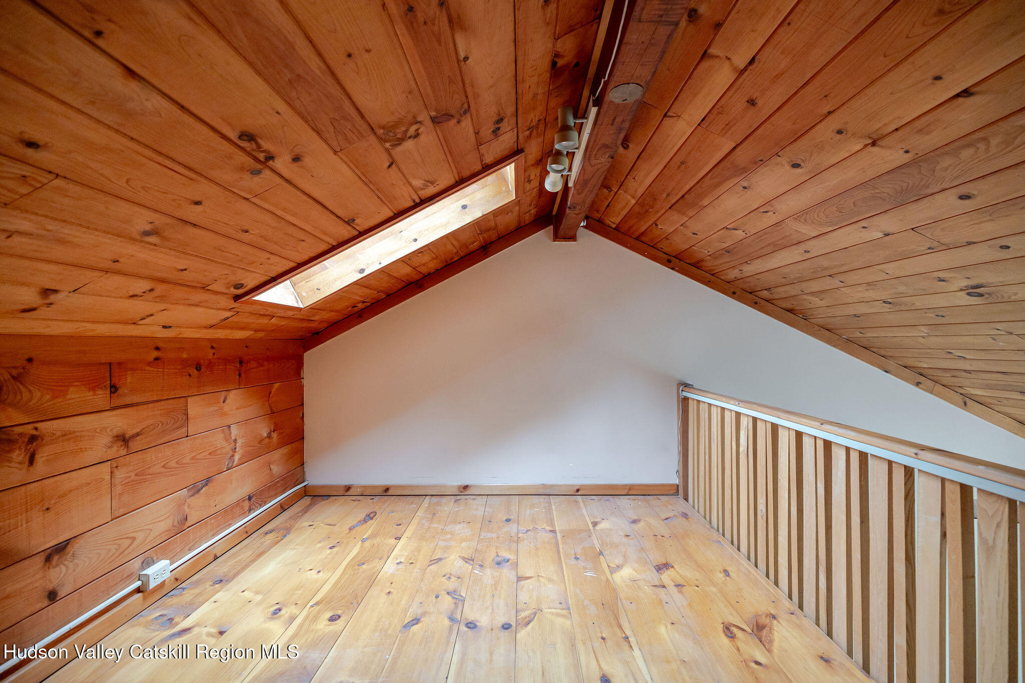 162 Valley View Road Copake Falls, NY 12517 - Photo 29 of 61 Loft