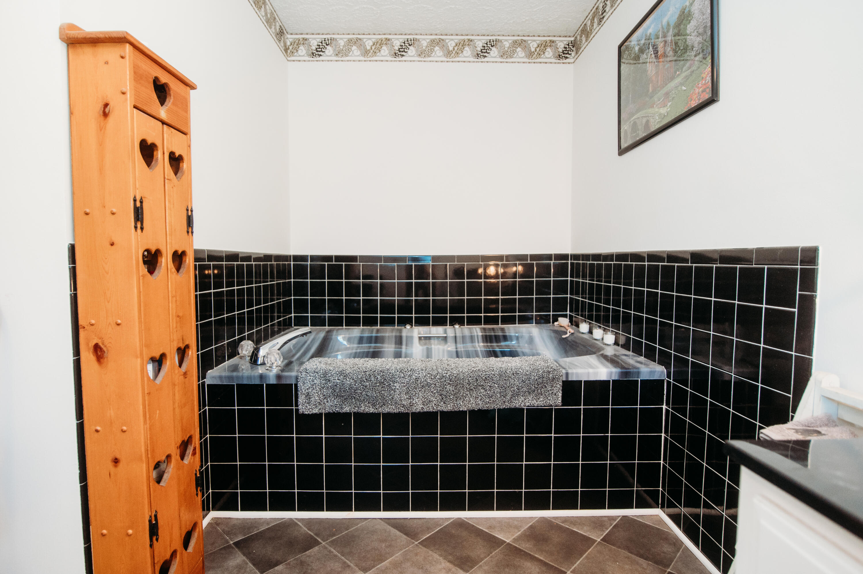 3197 Lee Elgin Road Woolwine, VA 24185 - Photo 32 of 46 a bathroom with a shower