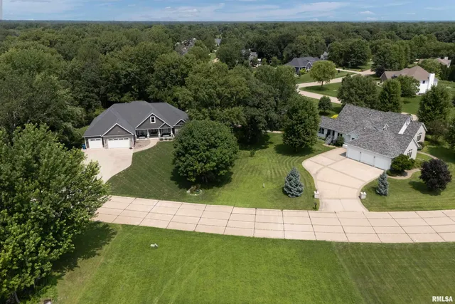 $75,000 | 19 Sawgrass Drive, Coal Valley, IL 61240