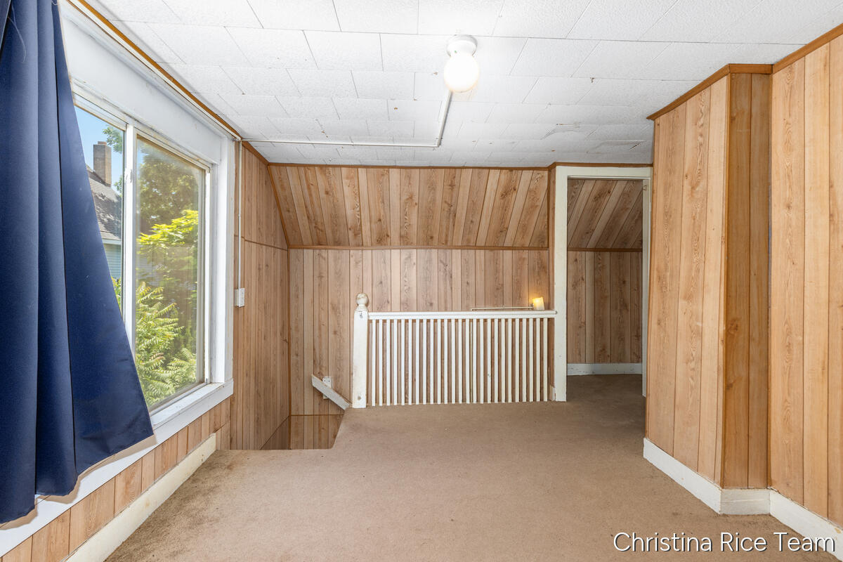 115 East Congress Street Belding, MI 48809 - Photo 32 of 49 115-E-Congress_031