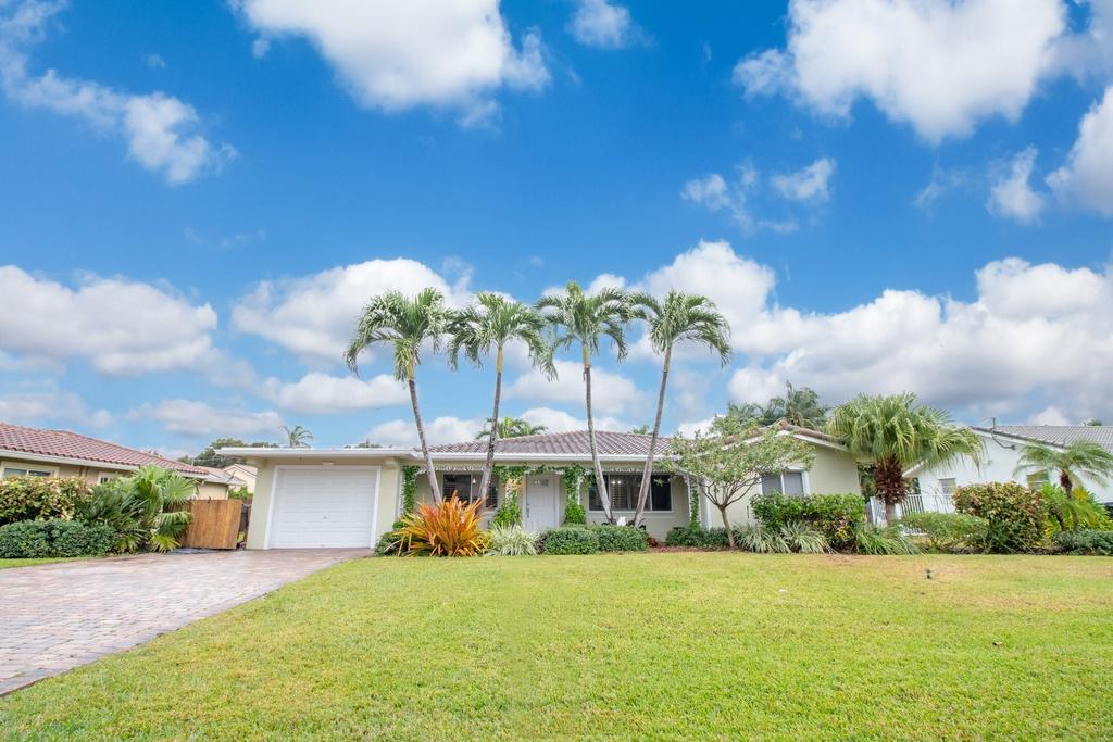 2041 North Conference Drive Boca Raton, FL 33486 - Photo 1 of 14 Front