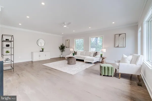 $2,559,888 | 506 Kingsley Road Southwest, Vienna, VA 22180