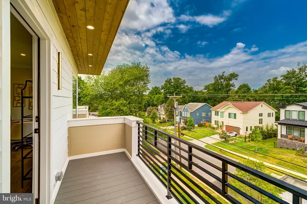 $2,559,888 | 506 Kingsley Road Southwest, Vienna, VA 22180