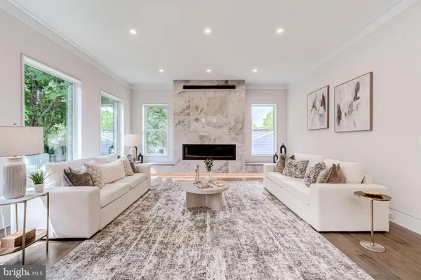 $2,559,888 | 506 Kingsley Road Southwest, Vienna, VA 22180