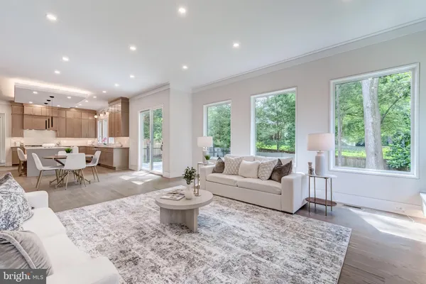 $2,559,888 | 506 Kingsley Road Southwest, Vienna, VA 22180