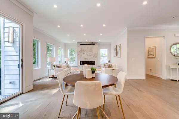 $2,559,888 | 506 Kingsley Road Southwest, Vienna, VA 22180