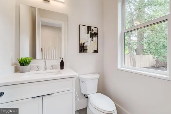 $2,559,888 | 506 Kingsley Road Southwest, Vienna, VA 22180