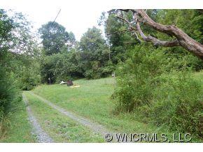 428 North Long Branch Road Marshall, NC 28753 - Photo 7 of 15 Gallery Image 7