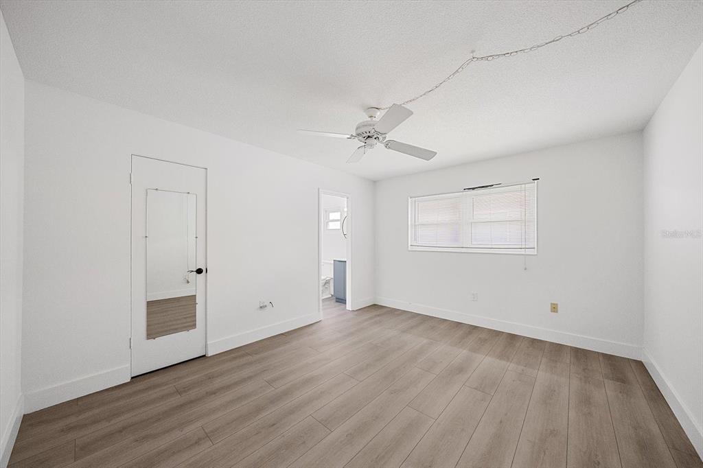 3818 Roxane Boulevard, Unit 157 Sarasota, FL 34235 - Photo 21 of 34