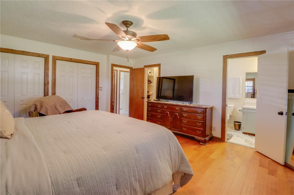1480 Northeast 97th St Road Anthony, FL 32617 - Photo 14 of 35