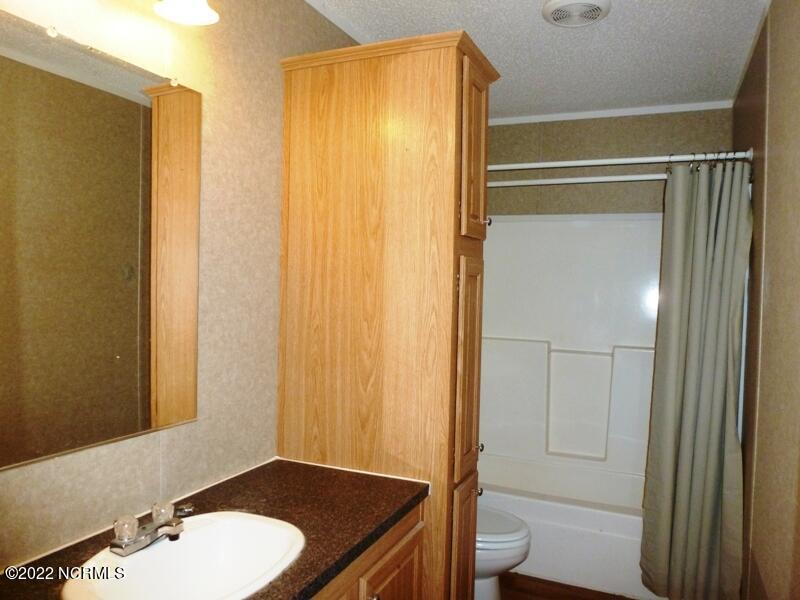 727 Willie Hatcher Road Chinquapin, NC 28521 - Photo 12 of 37 P1100797