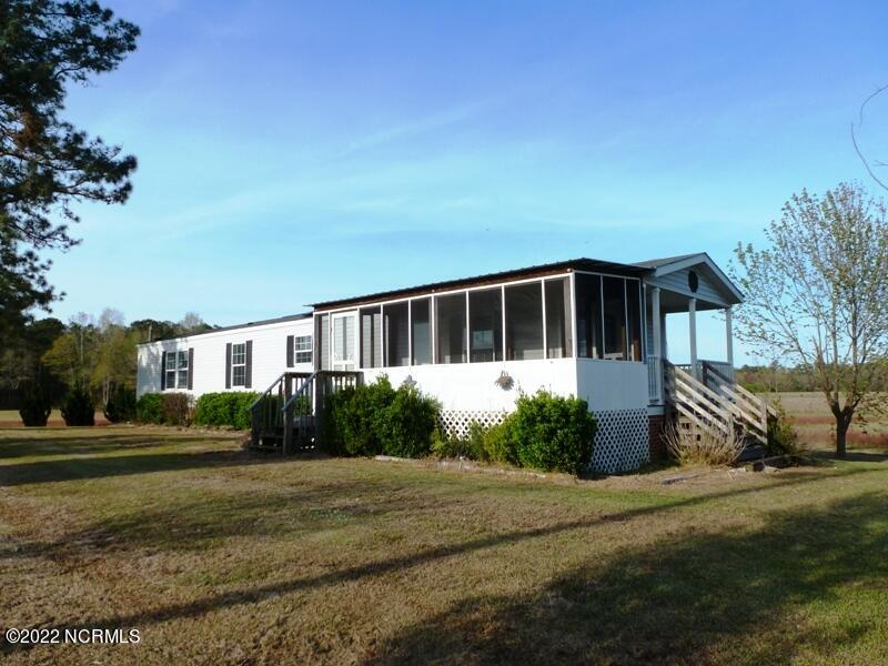 727 Willie Hatcher Road Chinquapin, NC 28521 - Photo 17 of 37 P1100804