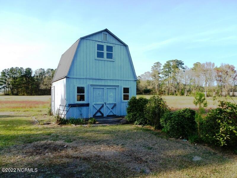 727 Willie Hatcher Road Chinquapin, NC 28521 - Photo 23 of 37 P1100812