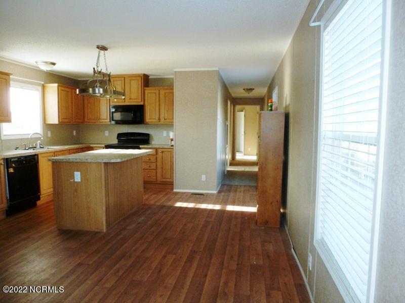 727 Willie Hatcher Road Chinquapin, NC 28521 - Photo 4 of 37 P1100792