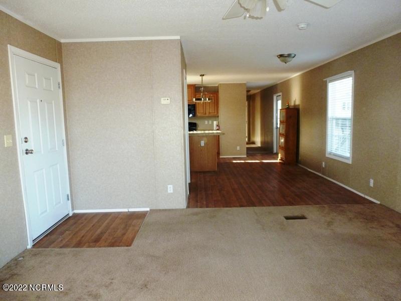 727 Willie Hatcher Road Chinquapin, NC 28521 - Photo 8 of 37 P1100793
