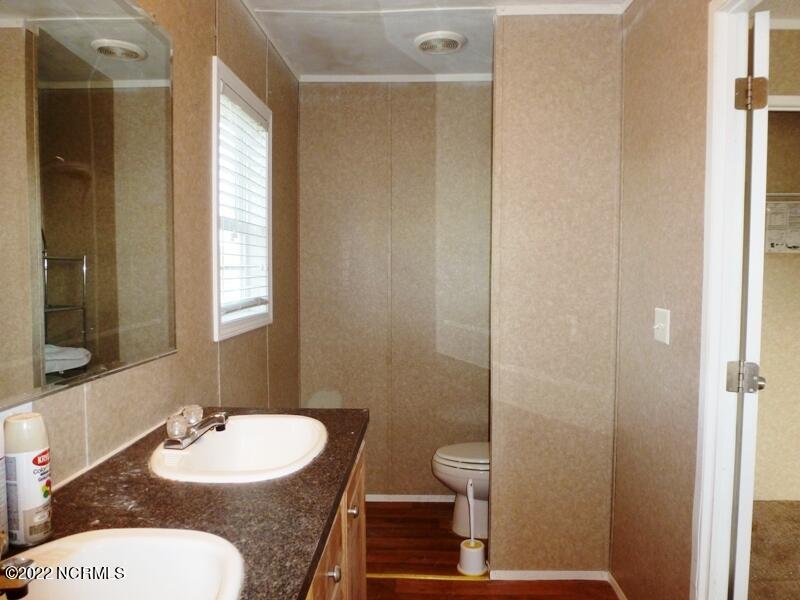 727 Willie Hatcher Road Chinquapin, NC 28521 - Photo 10 of 37 P1100801