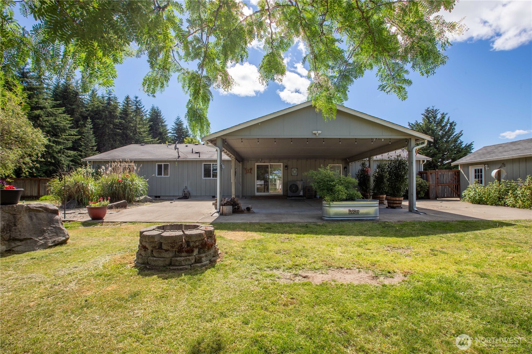 10548 179th Avenue Southwest Rochester, WA 98579 - Photo 28 of 36