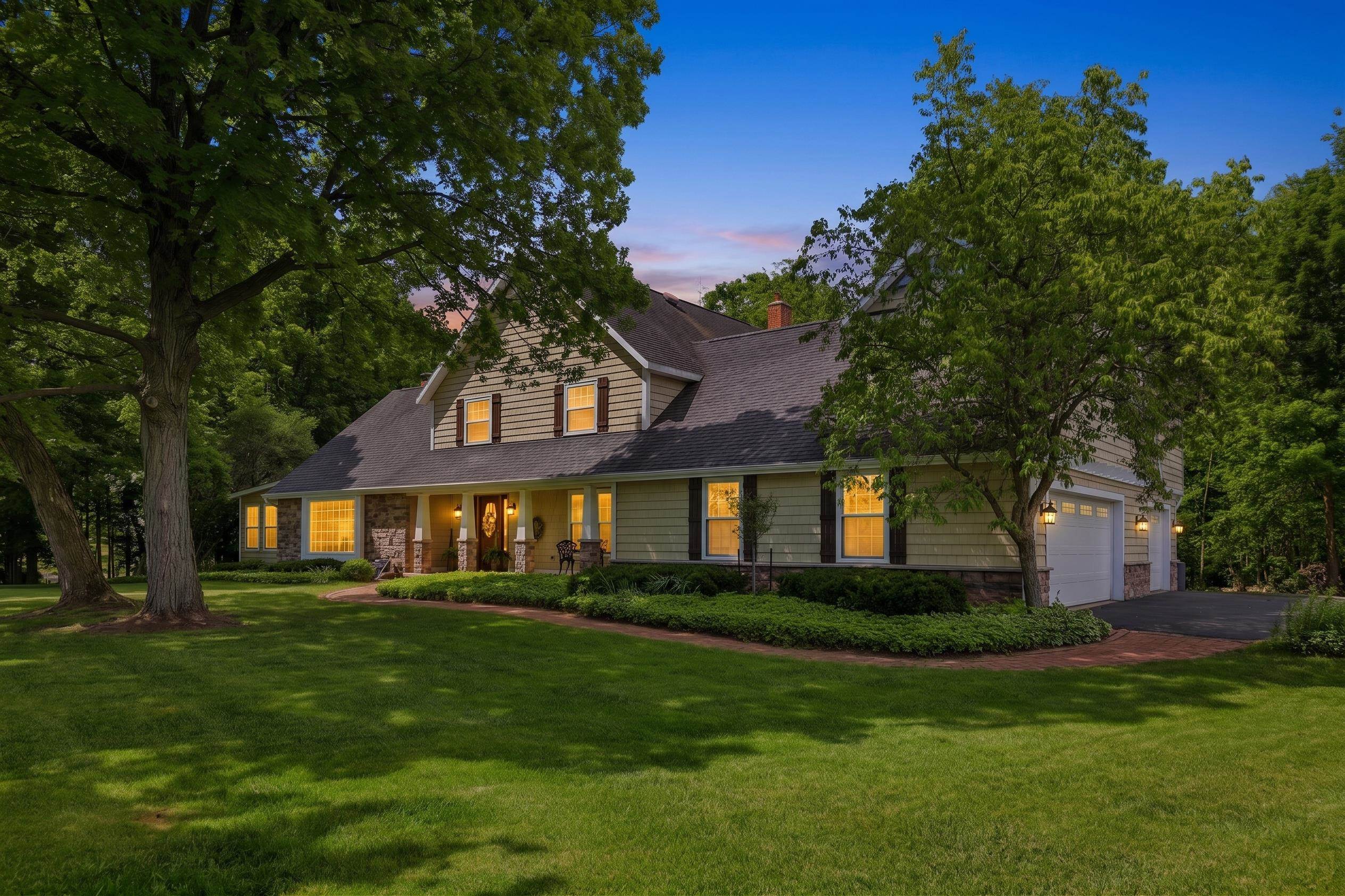 W2530 Brookhaven Drive Appleton, WI 54915 - Photo 6 of 65