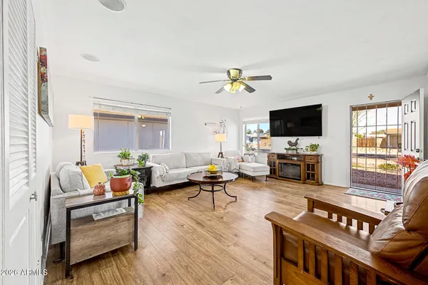 $350,000 | 2737 West Junquillo Circle, Mesa, AZ 85202