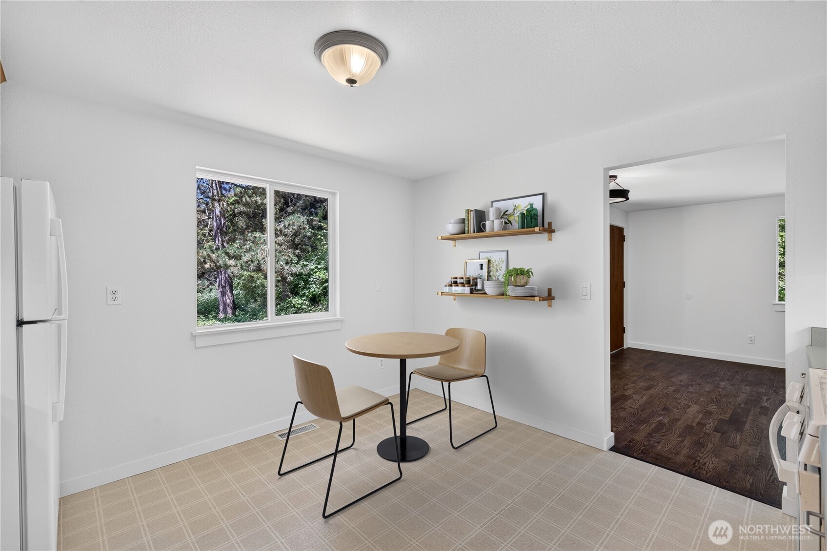 12302 7th Place Southwest Seattle, WA 98146 - Photo 18 of 36