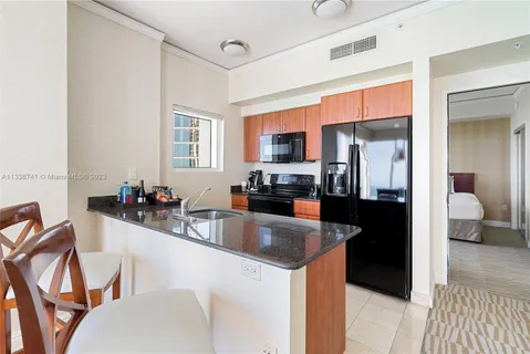$1,979,000 | 18001 Collins Avenue, Unit 2009, Sunny Isles Beach, FL 33160