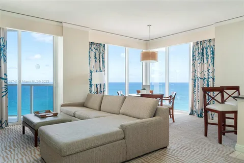 $1,979,000 | 18001 Collins Avenue, Unit 2009, Sunny Isles Beach, FL 33160