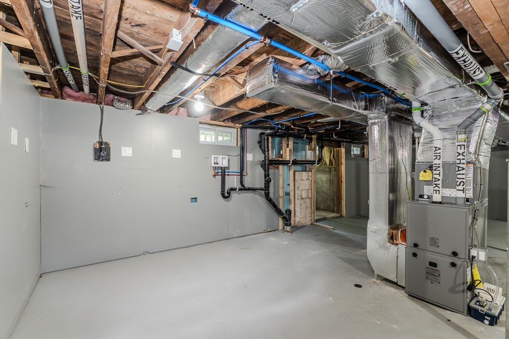 2045 Calkins Road Palmer, MA 01069 - Photo 31 of 32 Gallery Image 31
