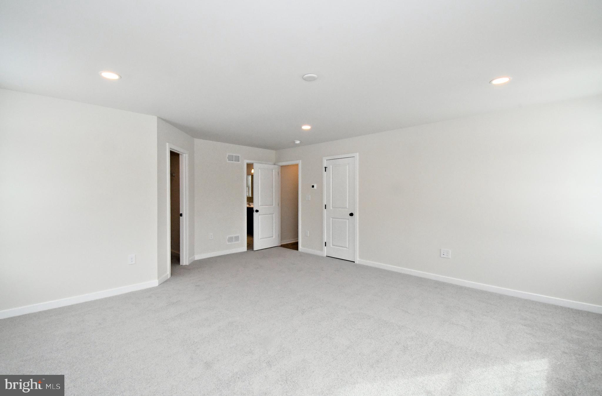 36 Hockle Road Schwenksville, PA 19473 - Photo 30 of 62 a view of an empty room