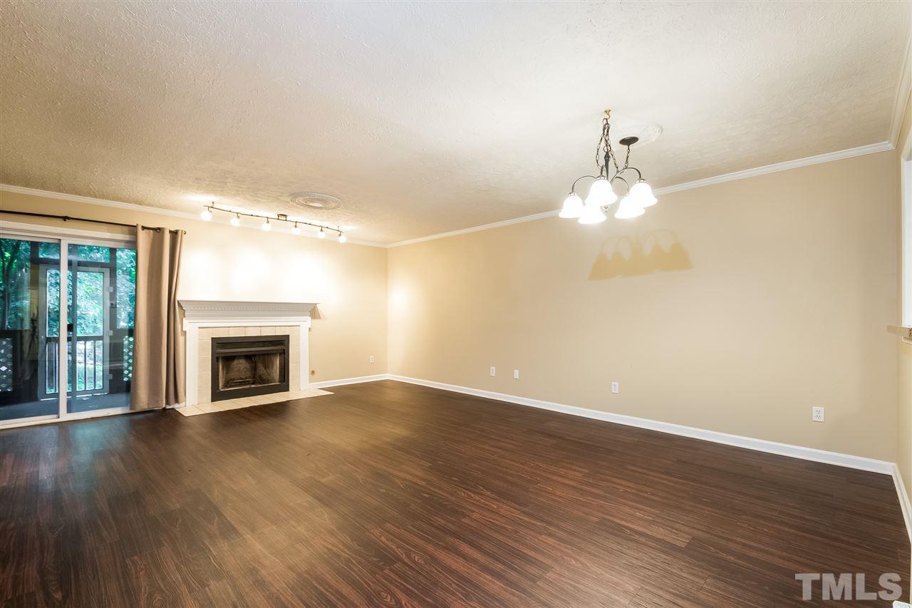402 Broad Leaf Circle, Unit N/A Raleigh, NC 27613 - Photo 5 of 17