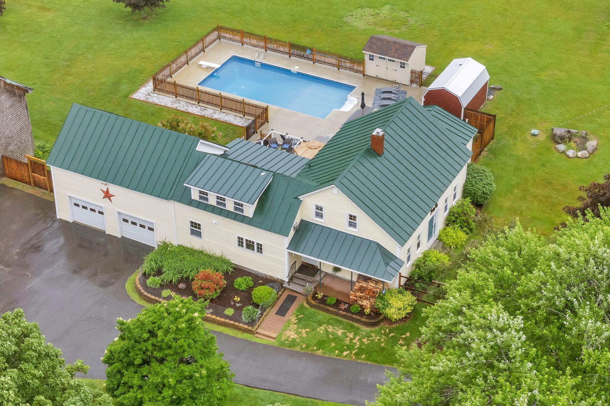 219 Middle Road Skowhegan, ME 04976 - Photo 3 of 83