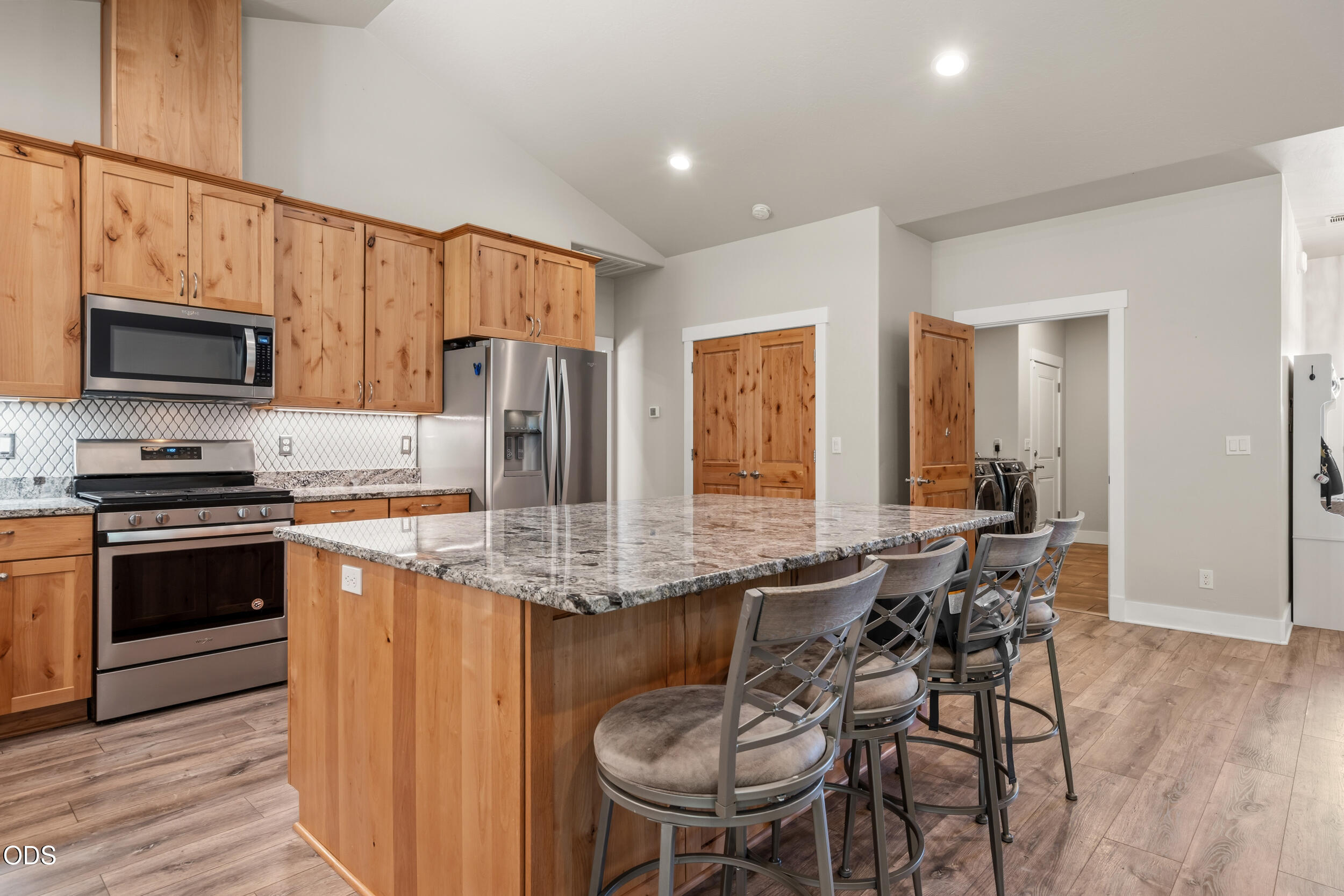 125 McKenzie Ridge Road Grants Pass, OR 97526 - Photo 11 of 62