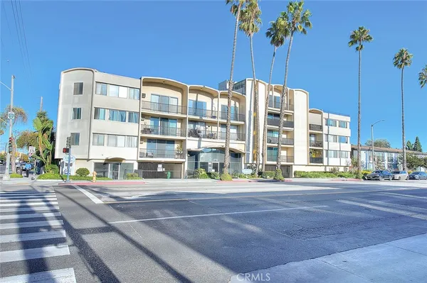 $418,000 | 1770 Ximeno Avenue, Unit 314, Long Beach, CA 90815