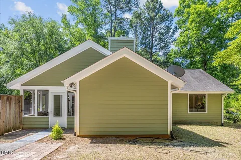$513,000 | 120 Summerlin Drive, Chapel Hill, NC 27514