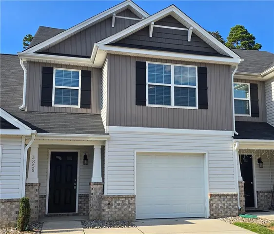$1,895 | 3859 Copperfield Court, Jamestown, NC 27282