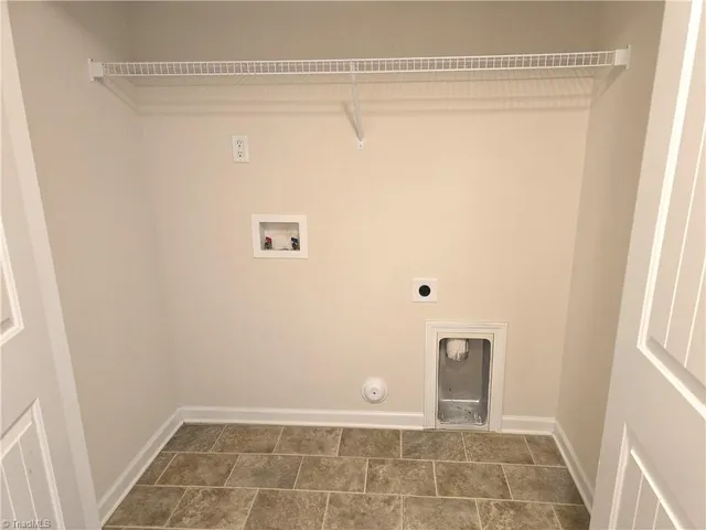 $1,895 | 3859 Copperfield Court, Jamestown, NC 27282