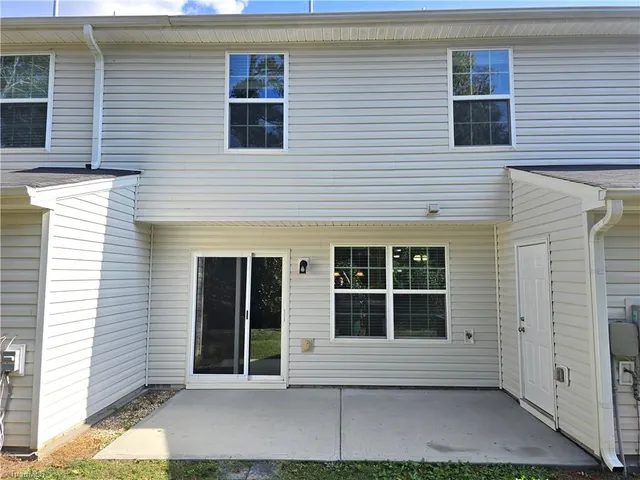 $1,895 | 3859 Copperfield Court, Jamestown, NC 27282