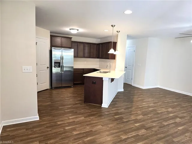 $1,895 | 3859 Copperfield Court, Jamestown, NC 27282