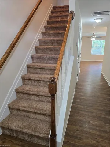 $1,895 | 3859 Copperfield Court, Jamestown, NC 27282