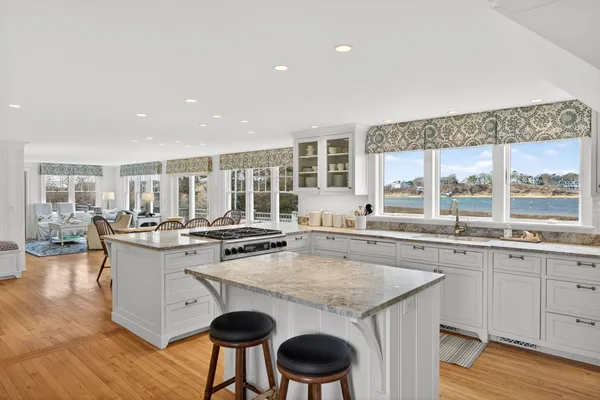 $4,500,000 | 346 Morris Island Road, Chatham, MA 02633