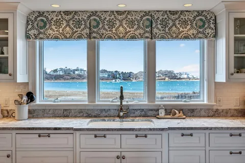 $4,500,000 | 346 Morris Island Road, Chatham, MA 02633