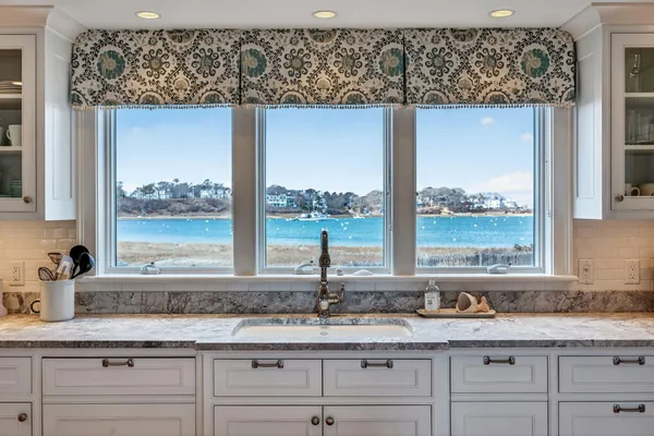 $4,500,000 | 346 Morris Island Road, Chatham, MA 02633